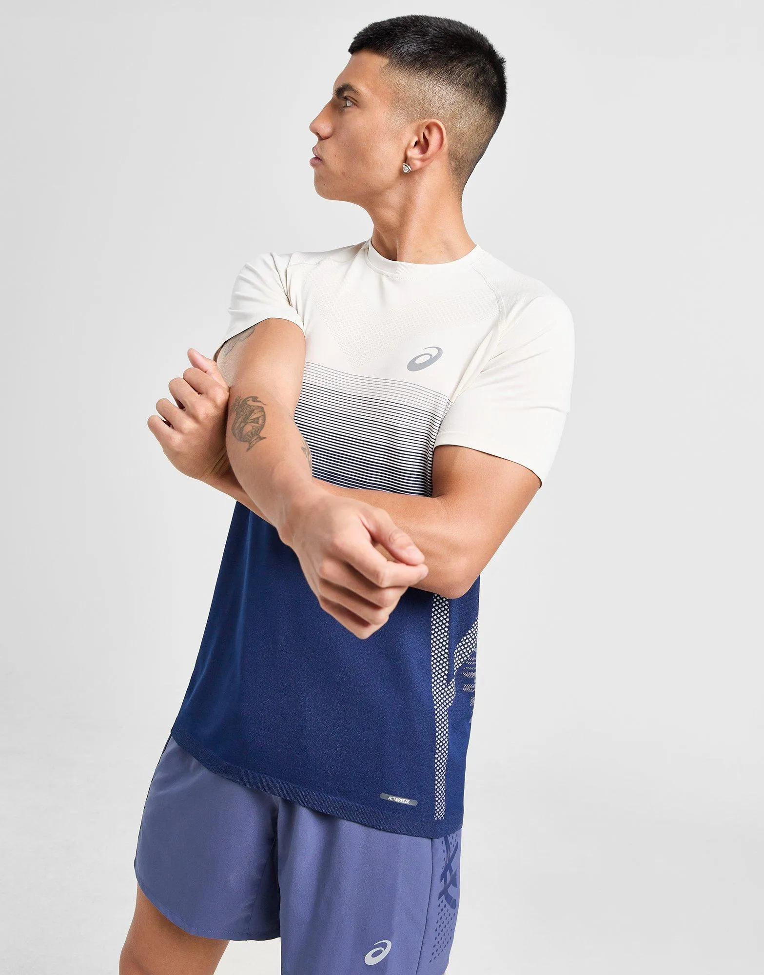 ASICS SEAMLESS SHORT SLEEVE TSHIRT