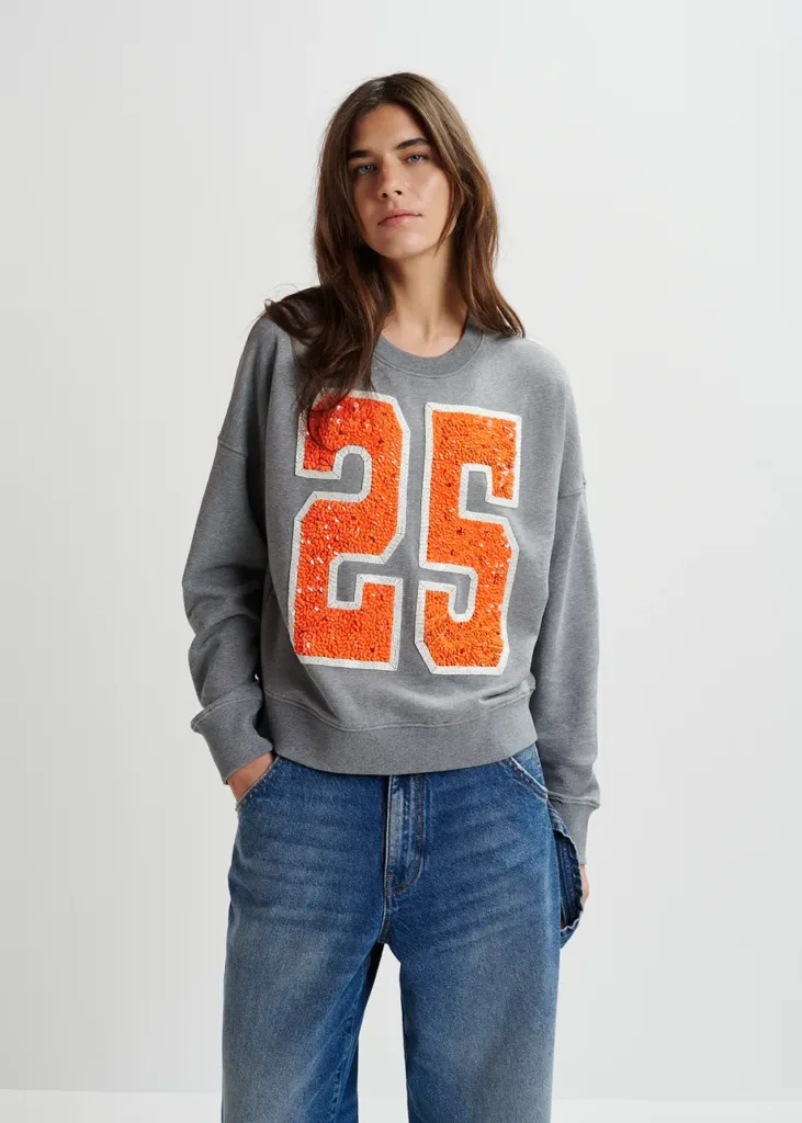 Essentiel | Sweater | Girthday / g2hg